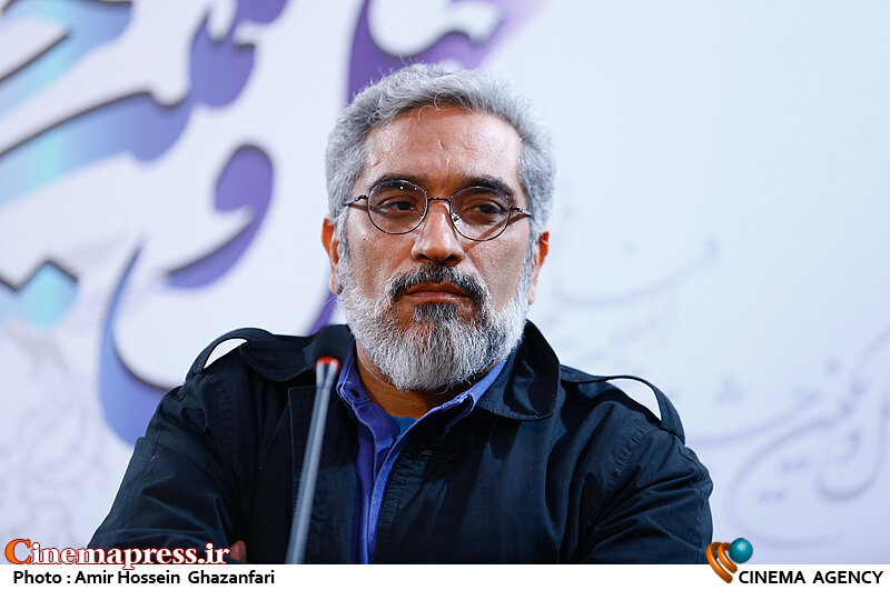 مسئله اصلی «قهرمانهای معاصر» ما «مبارزه با استکبار» نبوده بلکه مسئله اصلی آنها این بود که میخواستند «جهان» را برای «زندگی» به جای بهتری تبدیل کنند! مسئله اصلی «قهرمانهای معاصر» ما «مبارزه با استکبار» نبوده بلکه مسئله اصلی آنها این بود که میخواستند «جهان» را برای «زندگی» به جای بهتری تبدیل کنند!