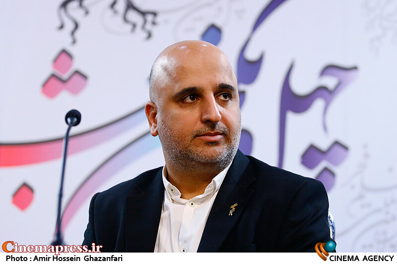 «مسعود نجفی» مشاور رئیس و مدیر کل روابط عمومی سازمان سینمایی شد مسعود نجفی در نشست اعلام نامزدهای چهل و یکمین جشنواره بینالمللی فیلم فجر