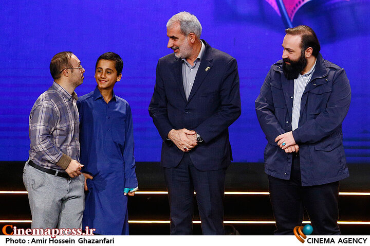 فیلم سخیف «سینمامتروپل» سیمرغ بلورین بهترین فیلم و بهترین کارگردانی را از آن خود کرد!