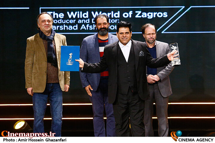 فیلم سخیف «سینمامتروپل» سیمرغ بلورین بهترین فیلم و بهترین کارگردانی را از آن خود کرد!