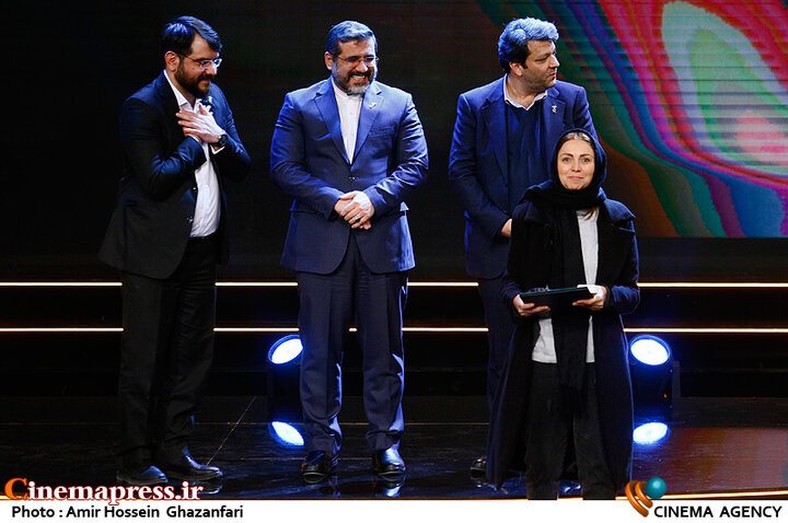 فیلم سخیف «سینمامتروپل» سیمرغ بلورین بهترین فیلم و بهترین کارگردانی را از آن خود کرد!