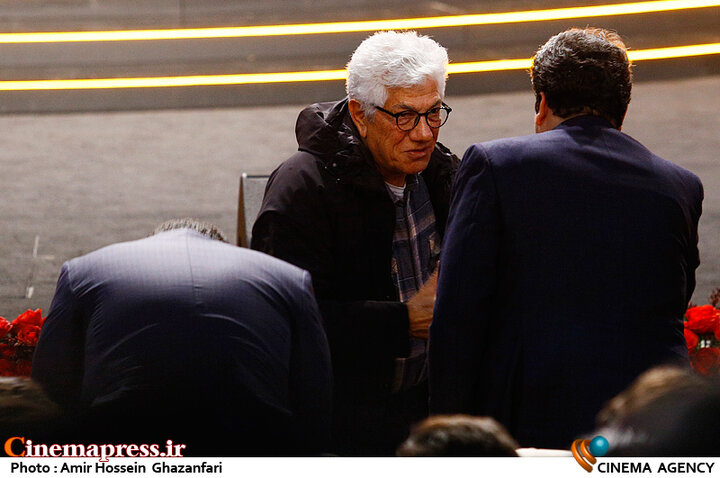 فیلم سخیف «سینمامتروپل» سیمرغ بلورین بهترین فیلم و بهترین کارگردانی را از آن خود کرد!