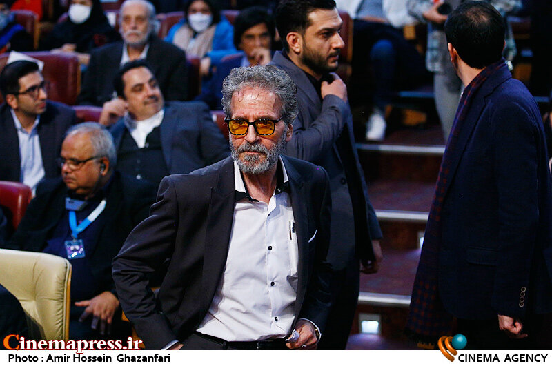 در «بازیگری» باید ریاضت کشید تا یک «آرتیست» شد/ چشمهای آبی و پول این عرصه را نابود کرده است! ابوالفضل پورعرب در اختتامیه چهل و یکمین جشنواره بینالمللی فیلم فجر