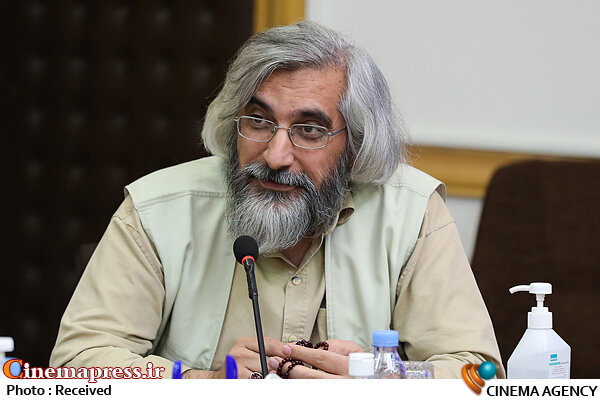 «جنگ» پیش رو فراتر از «جنگ نظامی و امنیتی» است/ «دشمن» ممکن است با «اخلال تئوریک» و «نفوذ» در بعد معرفتی «انقلاب اسلامی» به آن ضربه بزند وحید جلیلی