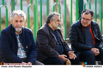 محمود گبرلو، جواد شمقدری و عطاالله سلمانیان در مراسم سالگرد زنده یاد فرج‌الله سلحشور