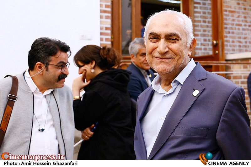 برخی از «گویندگان» تلاشی برای ارائهی آثار بهتر نمیکنند و این باعث «افت کیفیت دوبله» شده است/ «مدیران دوبله» باید واقعاً «مدیر» باشند برخی از «گویندگان» تلاشی برای ارائهی آثار بهتر نمیکنند و این باعث «افت کیفیت دوبله» شده است/ «مدیران دوبله» باید واقعاً «مدیر» باشند