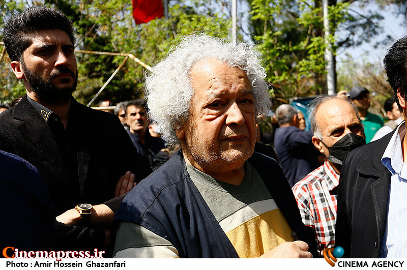 «بچههای تئاتر» از نظر «مالی» در شرایط ضعیفی هستند/ «سازوکار قانونی» مشخصی وجود ندارد که در صورت پرداخت نشدن «دستمزد» از حقوق ما حمایت کند «بچههای تئاتر» از نظر «مالی» در شرایط ضعیفی هستند/ «سازوکار قانونی» مشخصی وجود ندارد که در صورت پرداخت نشدن «دستمزد» از حقوق ما حمایت کند