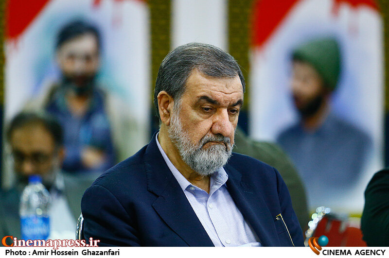 از کتاب تاریخ شفاهی «محسن رضایی» رونمایی شد محسن رضایی در مراسم بزرگداشت سالروز شهادت سیدمرتضی آوینی