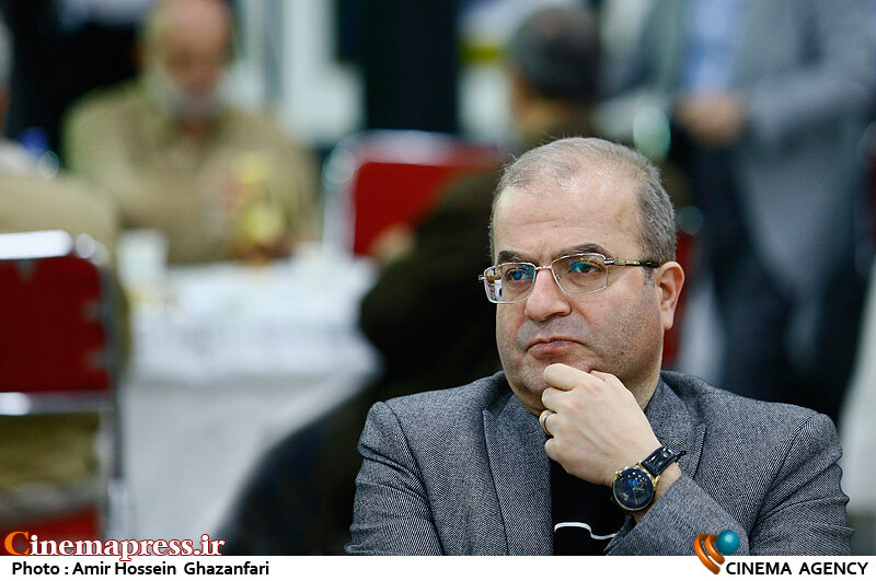 در شرایط فعلی «ردهبندی سنی» نهتنها مکمل «نظارت» نیست بلکه گاه جایگزین آن شده/ برخی آثار با استناد به «ردهبندی بزرگسالانه» محتوایی را عرضه میکنند که آشکارا با «معیارهای اخلاقی و فرهنگی جامعه» در تضاد است سعید الهی در مراسم بزرگداشت سالروز شهادت سیدمرتضی آوینی
