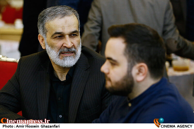 «رئیس جمهور تراز انقلاب» اولین خصوصیتاش مردمی بودن واقعیاش است/ مردم باید حواس شان جمع باشد و به پروپاگانداهای رسانهای بیتوجه باشند عبدالرضا سهرابی در مراسم بزرگداشت سالروز شهادت سیدمرتضی آوینی