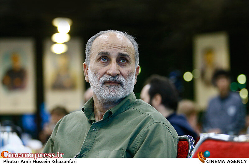 بهمنی: فیلمسازان جوان هوشمندانه با دعوت سفارتخانه برخورد کنند/ نهادهای نظارتی باید به میدان بیایند