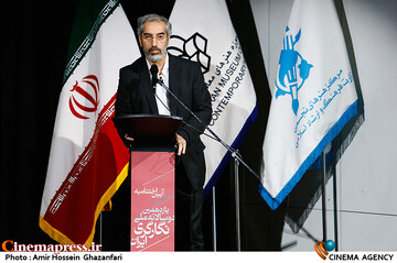 سخنرانی <a href='https://sayeb.ir/tag/%d9%85%d8%ad%d9%85%d9%88%d8%af-%d8%b3%d8%a7%d9%84%d8%a7%d8%b1%db%8c'></div>محمود سالاری</a> در مراسم اختتامیه یازدهمین دوسالانه ملی <a href='https://sayeb.ir/tag/%d9%86%da%af%d8%a7%d8%b1%da%af%d8%b1%db%8c'>نگارگری</a> ایران