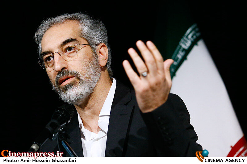 لزوم طراحی و سازماندهی سازوکاری نظاممند و فراگیر برای تحقّقِ شایسته «تئاتر ملی با هویت ایرانی ـ اسلامی» بیش از هر زمان دیگری خودنمایی میکند سخنرانی محمود سالاری در مراسم اختتامیه یازدهمین دوسالانه ملی نگارگری ایران