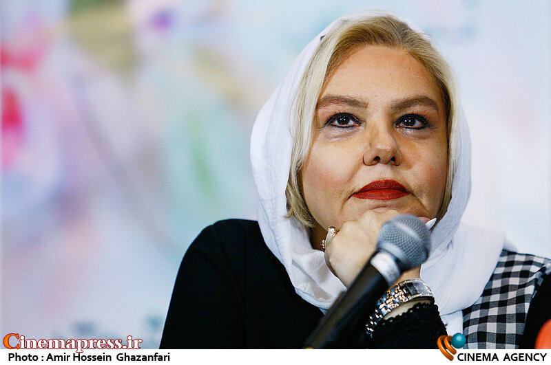 «افسانه چهره آزاد جلوی دوربین «یازده یازده» میرود «افسانه چهره آزاد جلوی دوربین «یازده یازده» میرود