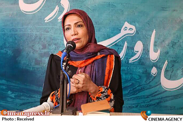 در ادبیات پایداری به خانه تکانی و انقلاب نیاز داریم گلستان جعفریان