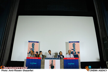 نشست نقد و بررسی فیلم سینمایی پسر انسان