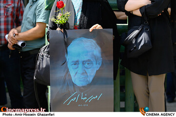مراسم تشییع پیکر مرحوم احمدرضا احمدی