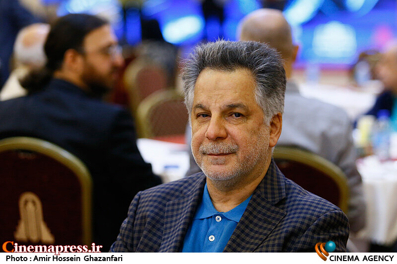 خطری که این دوره از «جشنواره فیلم فجر» را تهدید می کند مسأله «نفوذ» است/ اعضای «شورای سیاستگذاری» به دنبال «نفوذ» و «ترور تفکر» در فرهنگ کشور هستند/ «فریدزاده» را فرد بدی نمیبینم اما قرار نیست ایشان «داماد» ما شوند! خطری که این دوره از «جشنواره فیلم فجر» را تهدید می کند مسأله «نفوذ» است/ اعضای «شورای سیاستگذاری» به دنبال «نفوذ» و «ترور تفکر» در فرهنگ کشور هستند/ «فریدزاده» را فرد بدی نمیبینم اما قرار نیست ایشان «داماد» ما شوند!
