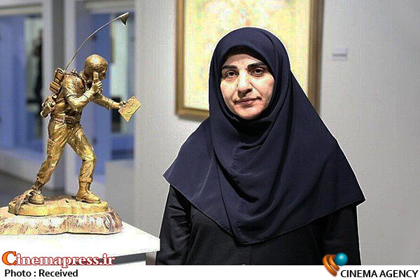 «مینا صدری» دبیر سی‌ و یکمین جشنواره هنرهای تجسمی جوانان ایران شد