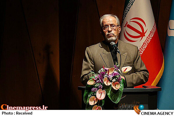 هنر جایگاه کمال است/هنری که بشود رذالت و پشت هم حرف زدن را نمیخواهم سید جلال الدین محمدیان