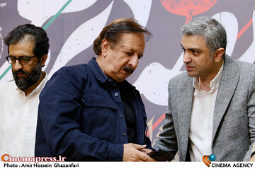 مجید مجیدی در نشست خبری فیلم کوتاه عاشورایی تصویر دهم