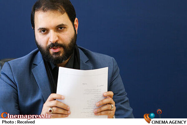 هنرهای تجسمی بیشترین جامعه هنرمندان را در برگرفته/ هنرمندان تجسمی به واسطه اینکه در میانه اثر حضور ندارند ناشناخته باقی ماندهاند محمد خراسانیزاده
