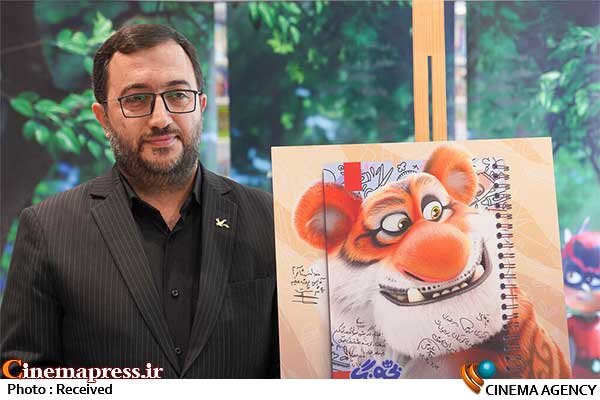 با شروع به کار مدارس بنا داریم جشنوارهای با تکیه بر انیمیشن «بچه زرنگ» برای کودکان و نوجوانان تدارک ببینیم حامد علامتی؛ بچه زرنگ