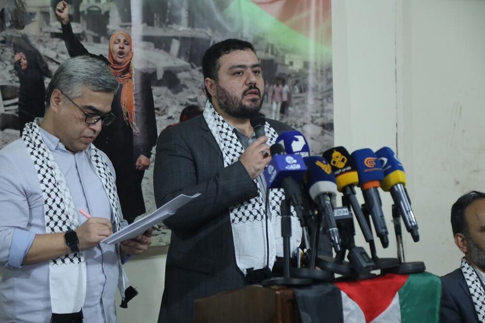 طیف خاصی از خبرنگاران و اهالی رسانه در معیت «مترجم زبان عربی» به لبنان رفتند! فلسطین؛ روزنامه جوان