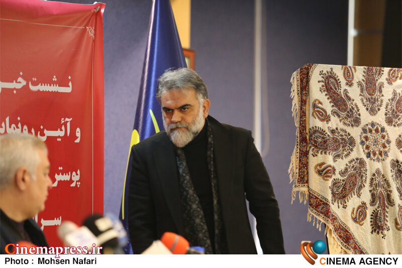 «آرش زینال خیری» رئیس سازمان بسیج هنرمندان کشور شد مراسم آئین رونمایی از پوستر جشنواره های سراسری فیلم و تئاتر بسیج؛ آرش زینالخیری