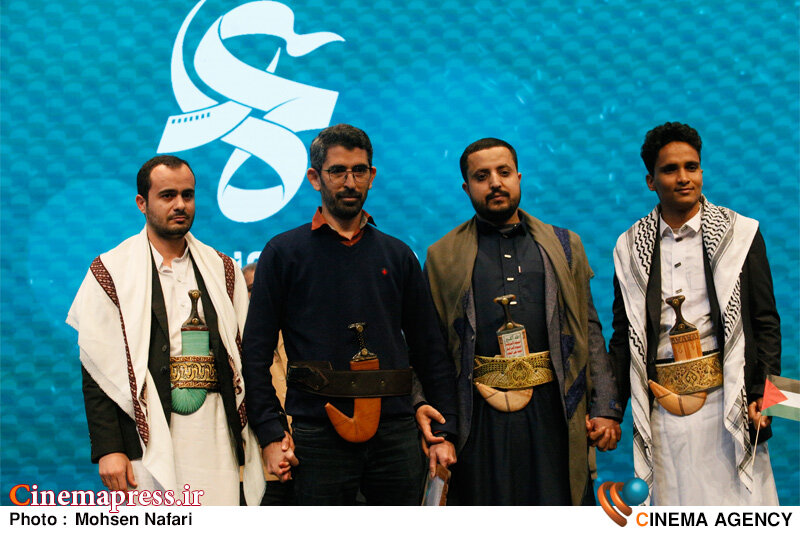 «خنجر یمنی» به «قاعده بازی» رسید/ «سرکش» صاحب «فانوس ملت قهرمان» شد اختتامیه چهاردهمین جشنواره مردمی فیلم عمار