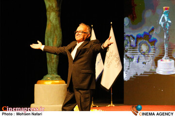 افتتاحیه چهل و دومین جشنواره بین المللی تئاتر فجر