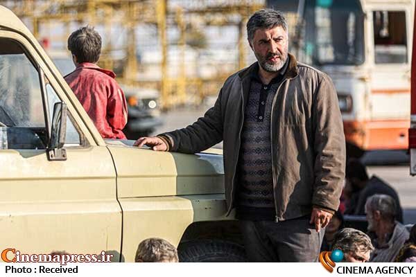 «احمد» جمعه نیم بها میشود «احمد» جمعه نیم بها میشود