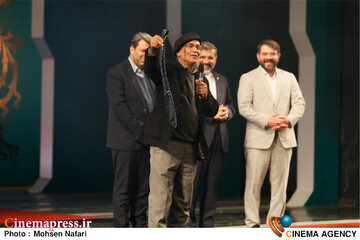 افتتاحیه چهل و دومین جشنواره بین المللی فیلم فجر