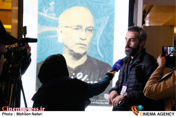 دومین روز از <a href='https://sayeb.ir/tag/%da%86%d9%87%d9%84-%d9%88-%d8%af%d9%88%d9%85%db%8c%d9%86-%d8%ac%d8%b4%d9%86%d9%88%d8%a7%d8%b1%d9%87-%d8%a8%db%8c%d9%86-%d8%a7%d9%84%d9%85%d9%84%d9%84%db%8c-%d9%81%db%8c%d9%84%d9%85-%d9%81%d8%ac%d8%b1'></div>چهل و دومین جشنواره بین المللی فیلم فجر</a>