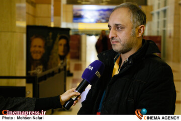 دومین روز از <a href='https://sayeb.ir/tag/%da%86%d9%87%d9%84-%d9%88-%d8%af%d9%88%d9%85%db%8c%d9%86-%d8%ac%d8%b4%d9%86%d9%88%d8%a7%d8%b1%d9%87-%d8%a8%db%8c%d9%86-%d8%a7%d9%84%d9%85%d9%84%d9%84%db%8c-%d9%81%db%8c%d9%84%d9%85-%d9%81%d8%ac%d8%b1'></div>چهل و دومین جشنواره بین المللی فیلم فجر</a>