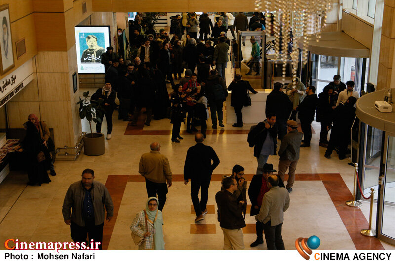 روز اول جشنواره بیبرنامه آغاز شد  نخستین روز از چهل و دومین جشنواره بین المللی فیلم فجر