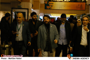 روز سوم از <a href='https://sayeb.ir/tag/%da%86%d9%87%d9%84-%d9%88-%d8%af%d9%88%d9%85%db%8c%d9%86-%d8%ac%d8%b4%d9%86%d9%88%d8%a7%d8%b1%d9%87-%d8%a8%db%8c%d9%86-%d8%a7%d9%84%d9%85%d9%84%d9%84%db%8c-%d9%81%db%8c%d9%84%d9%85-%d9%81%d8%ac%d8%b1'></div>چهل و دومین جشنواره بین المللی فیلم فجر</a>