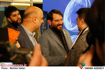 روز سوم از <a href='https://sayeb.ir/tag/%da%86%d9%87%d9%84-%d9%88-%d8%af%d9%88%d9%85%db%8c%d9%86-%d8%ac%d8%b4%d9%86%d9%88%d8%a7%d8%b1%d9%87-%d8%a8%db%8c%d9%86-%d8%a7%d9%84%d9%85%d9%84%d9%84%db%8c-%d9%81%db%8c%d9%84%d9%85-%d9%81%d8%ac%d8%b1'></div>چهل و دومین جشنواره بین المللی فیلم فجر</a>