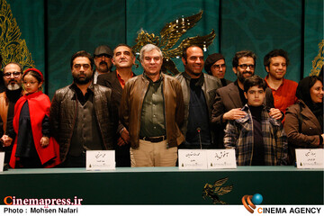 عکس/ نشست خبری فیلم سینمایی «آغوش باز» عکس/ نشست خبری فیلم سینمایی «آغوش باز»