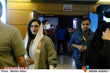 چهارمین روز از <a href='https://sayeb.ir/tag/%da%86%d9%87%d9%84-%d9%88-%d8%af%d9%88%d9%85%db%8c%d9%86-%d8%ac%d8%b4%d9%86%d9%88%d8%a7%d8%b1%d9%87-%d8%a8%db%8c%d9%86-%d8%a7%d9%84%d9%85%d9%84%d9%84%db%8c-%d9%81%db%8c%d9%84%d9%85-%d9%81%d8%ac%d8%b1'></div>چهل و دومین جشنواره بین المللی فیلم فجر</a>