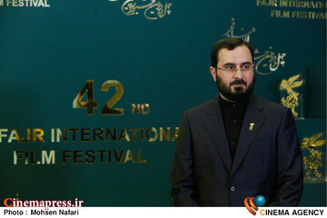 ششمین روز از <a href='https://sayeb.ir/tag/%da%86%d9%87%d9%84-%d9%88-%d8%af%d9%88%d9%85%db%8c%d9%86-%d8%ac%d8%b4%d9%86%d9%88%d8%a7%d8%b1%d9%87-%d8%a8%db%8c%d9%86-%d8%a7%d9%84%d9%85%d9%84%d9%84%db%8c-%d9%81%db%8c%d9%84%d9%85-%d9%81%d8%ac%d8%b1'></div>چهل و دومین جشنواره بین المللی فیلم فجر</a>