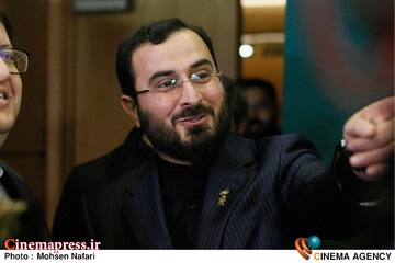 ششمین روز از <a href='https://sayeb.ir/tag/%da%86%d9%87%d9%84-%d9%88-%d8%af%d9%88%d9%85%db%8c%d9%86-%d8%ac%d8%b4%d9%86%d9%88%d8%a7%d8%b1%d9%87-%d8%a8%db%8c%d9%86-%d8%a7%d9%84%d9%85%d9%84%d9%84%db%8c-%d9%81%db%8c%d9%84%d9%85-%d9%81%d8%ac%d8%b1'></div>چهل و دومین جشنواره بین المللی فیلم فجر</a>