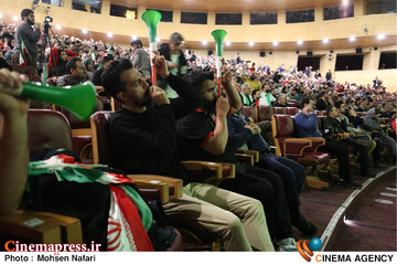 روز هفتم از <a href='https://sayeb.ir/tag/%da%86%d9%87%d9%84-%d9%88-%d8%af%d9%88%d9%85%db%8c%d9%86-%d8%ac%d8%b4%d9%86%d9%88%d8%a7%d8%b1%d9%87-%d8%a8%db%8c%d9%86-%d8%a7%d9%84%d9%85%d9%84%d9%84%db%8c-%d9%81%db%8c%d9%84%d9%85-%d9%81%d8%ac%d8%b1'></div>چهل و دومین جشنواره بین المللی فیلم فجر</a>