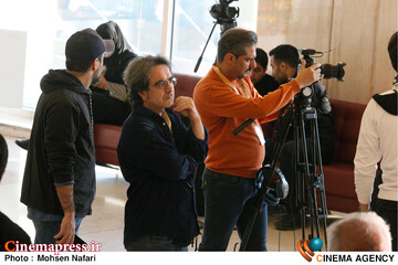روز هفتم از <a href='https://sayeb.ir/tag/%da%86%d9%87%d9%84-%d9%88-%d8%af%d9%88%d9%85%db%8c%d9%86-%d8%ac%d8%b4%d9%86%d9%88%d8%a7%d8%b1%d9%87-%d8%a8%db%8c%d9%86-%d8%a7%d9%84%d9%85%d9%84%d9%84%db%8c-%d9%81%db%8c%d9%84%d9%85-%d9%81%d8%ac%d8%b1'></div>چهل و دومین جشنواره بین المللی فیلم فجر</a>