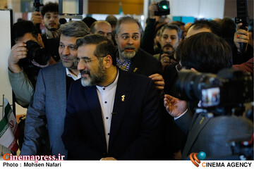 روز هفتم از <a href='https://sayeb.ir/tag/%da%86%d9%87%d9%84-%d9%88-%d8%af%d9%88%d9%85%db%8c%d9%86-%d8%ac%d8%b4%d9%86%d9%88%d8%a7%d8%b1%d9%87-%d8%a8%db%8c%d9%86-%d8%a7%d9%84%d9%85%d9%84%d9%84%db%8c-%d9%81%db%8c%d9%84%d9%85-%d9%81%d8%ac%d8%b1'></div>چهل و دومین جشنواره بین المللی فیلم فجر</a>