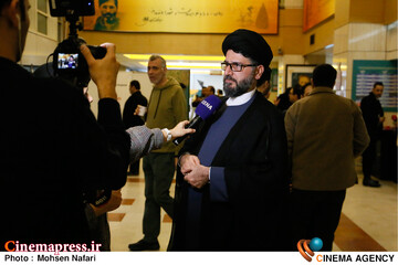 روز هفتم از <a href='https://sayeb.ir/tag/%da%86%d9%87%d9%84-%d9%88-%d8%af%d9%88%d9%85%db%8c%d9%86-%d8%ac%d8%b4%d9%86%d9%88%d8%a7%d8%b1%d9%87-%d8%a8%db%8c%d9%86-%d8%a7%d9%84%d9%85%d9%84%d9%84%db%8c-%d9%81%db%8c%d9%84%d9%85-%d9%81%d8%ac%d8%b1'></div>چهل و دومین جشنواره بین المللی فیلم فجر</a>