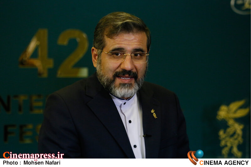 امیدوارم هستم در «جشنواره فجر ۴۳» چند فیلم بسیار خوب از موضوع غزه، فلسطین و عملیات غرور آفرین طوفان الاقصی در پرده نقرهای سینما به تصویر درآید روز هفتم از چهل و دومین جشنواره بین المللی فیلم فجر؛ محمدمهدی اسماعیلی