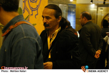 روز نهم از <a href='https://sayeb.ir/tag/%da%86%d9%87%d9%84-%d9%88-%d8%af%d9%88%d9%85%db%8c%d9%86-%d8%ac%d8%b4%d9%86%d9%88%d8%a7%d8%b1%d9%87-%d8%a8%db%8c%d9%86-%d8%a7%d9%84%d9%85%d9%84%d9%84%db%8c-%d9%81%db%8c%d9%84%d9%85-%d9%81%d8%ac%d8%b1'></div>چهل و دومین جشنواره بین المللی فیلم فجر</a>