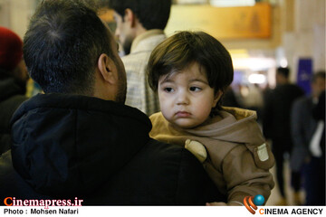 روز نهم از <a href='https://sayeb.ir/tag/%da%86%d9%87%d9%84-%d9%88-%d8%af%d9%88%d9%85%db%8c%d9%86-%d8%ac%d8%b4%d9%86%d9%88%d8%a7%d8%b1%d9%87-%d8%a8%db%8c%d9%86-%d8%a7%d9%84%d9%85%d9%84%d9%84%db%8c-%d9%81%db%8c%d9%84%d9%85-%d9%81%d8%ac%d8%b1'></div>چهل و دومین جشنواره بین المللی فیلم فجر</a>