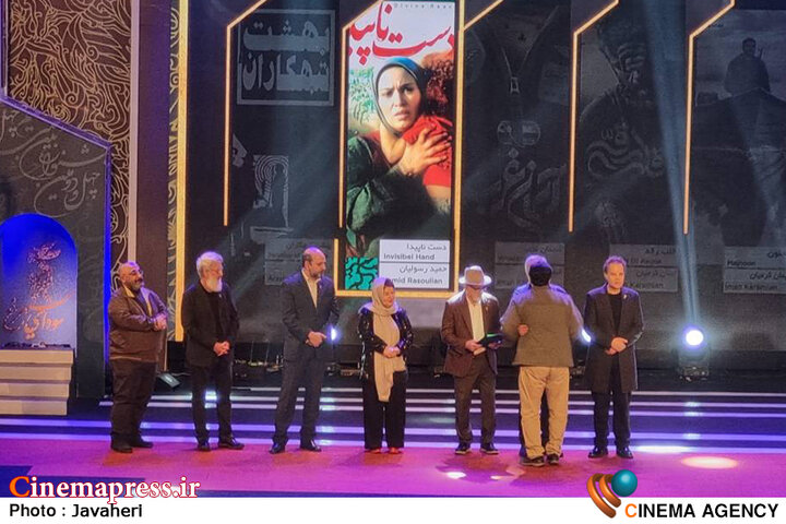 «سیمرغ بلورین موسیقی متن» به «مجید انتظامی» رسید / «پرویز خان» صاحب «سیمرغ بلورین بهترین فیلم اولی» شد